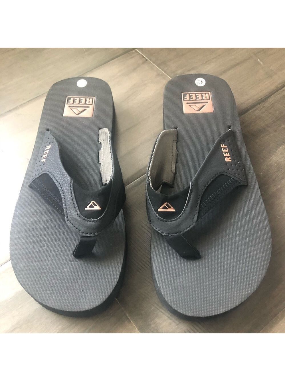 Men’s Reef Flip Flop Sandals - Size 10